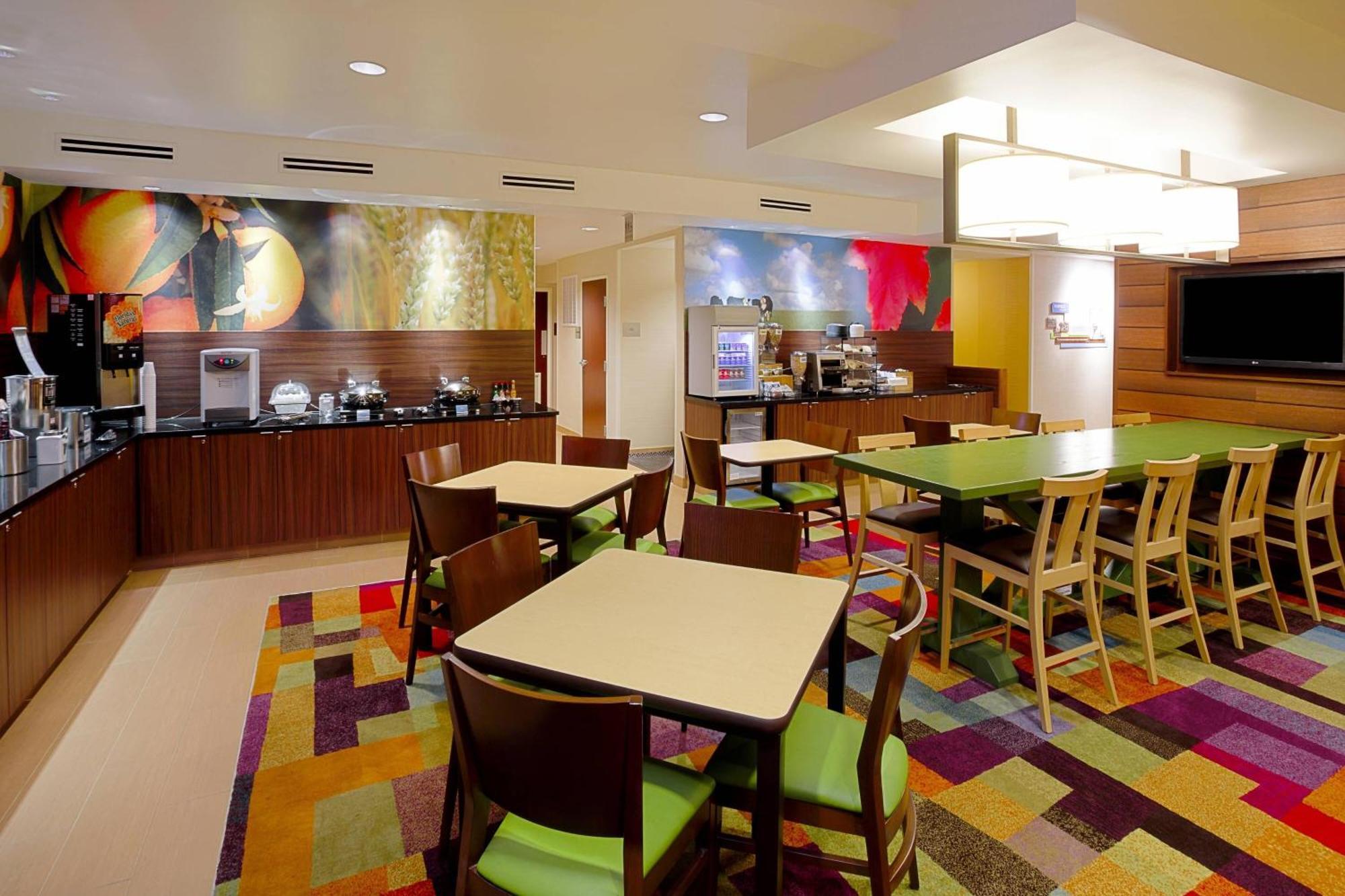 Fairfield Inn And Suites By Marriott Tampa Brandon Eksteriør billede