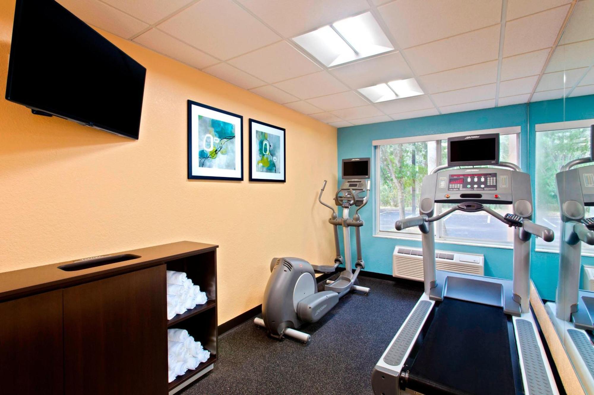Fairfield Inn And Suites By Marriott Tampa Brandon Eksteriør billede